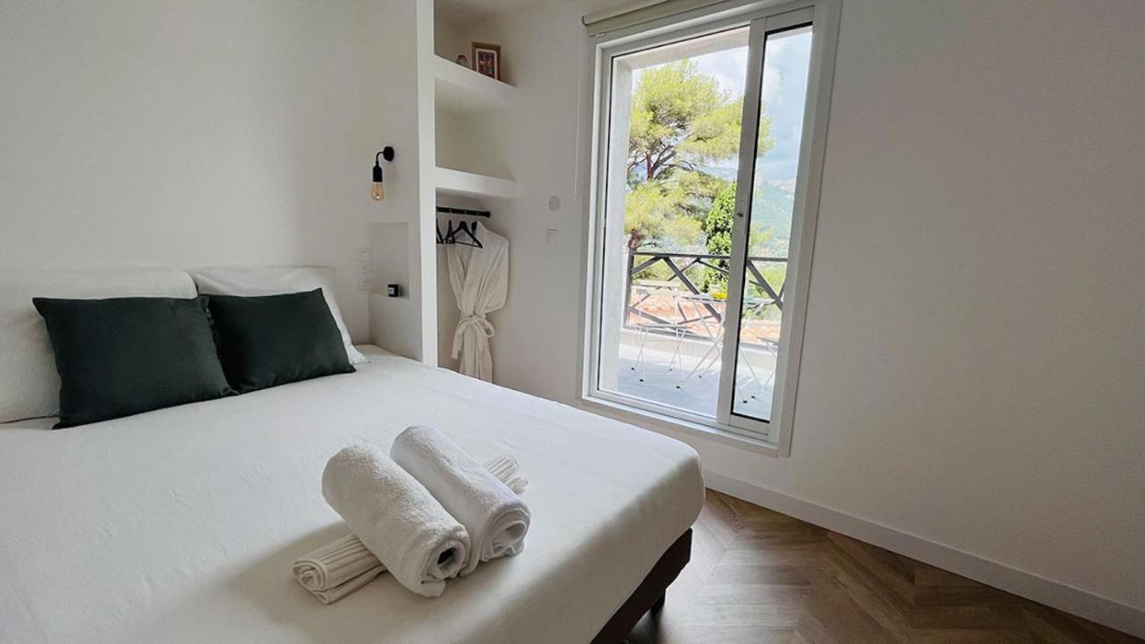 Villa Holistika : Bed And Breakfast / Pool / Air Conditioning/ Mont Faron Tolone Esterno foto