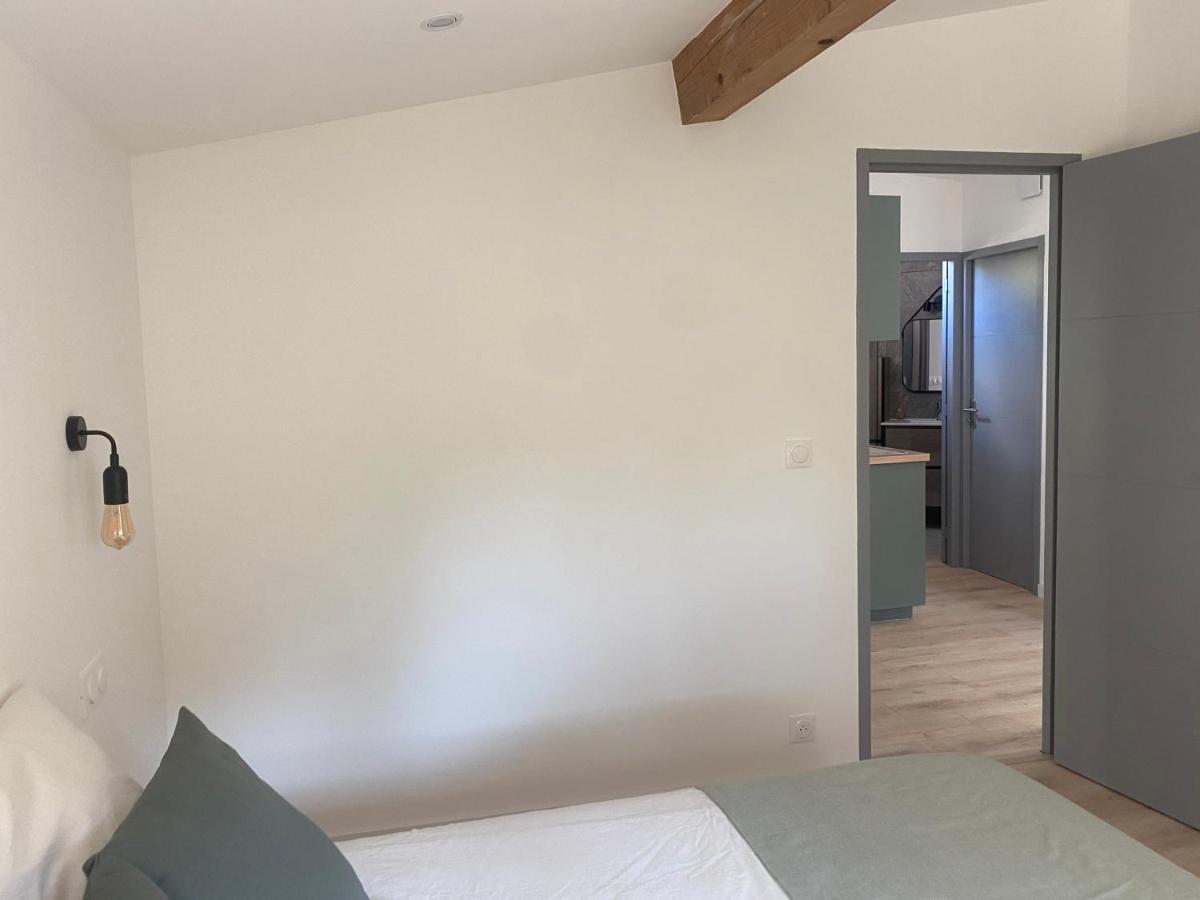Villa Holistika : Bed And Breakfast / Pool / Air Conditioning/ Mont Faron Tolone Esterno foto