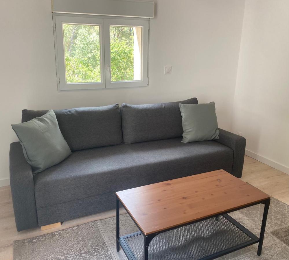 Villa Holistika : Bed And Breakfast / Pool / Air Conditioning/ Mont Faron Tolone Esterno foto